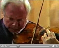 הכנר איזאק שטרן מנגן עם התזמורת הפילהרמונית הישראלית